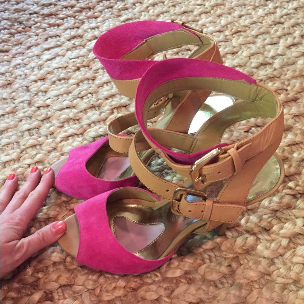 Paris Hilton Heels! Hot pink and nude! Super cute!